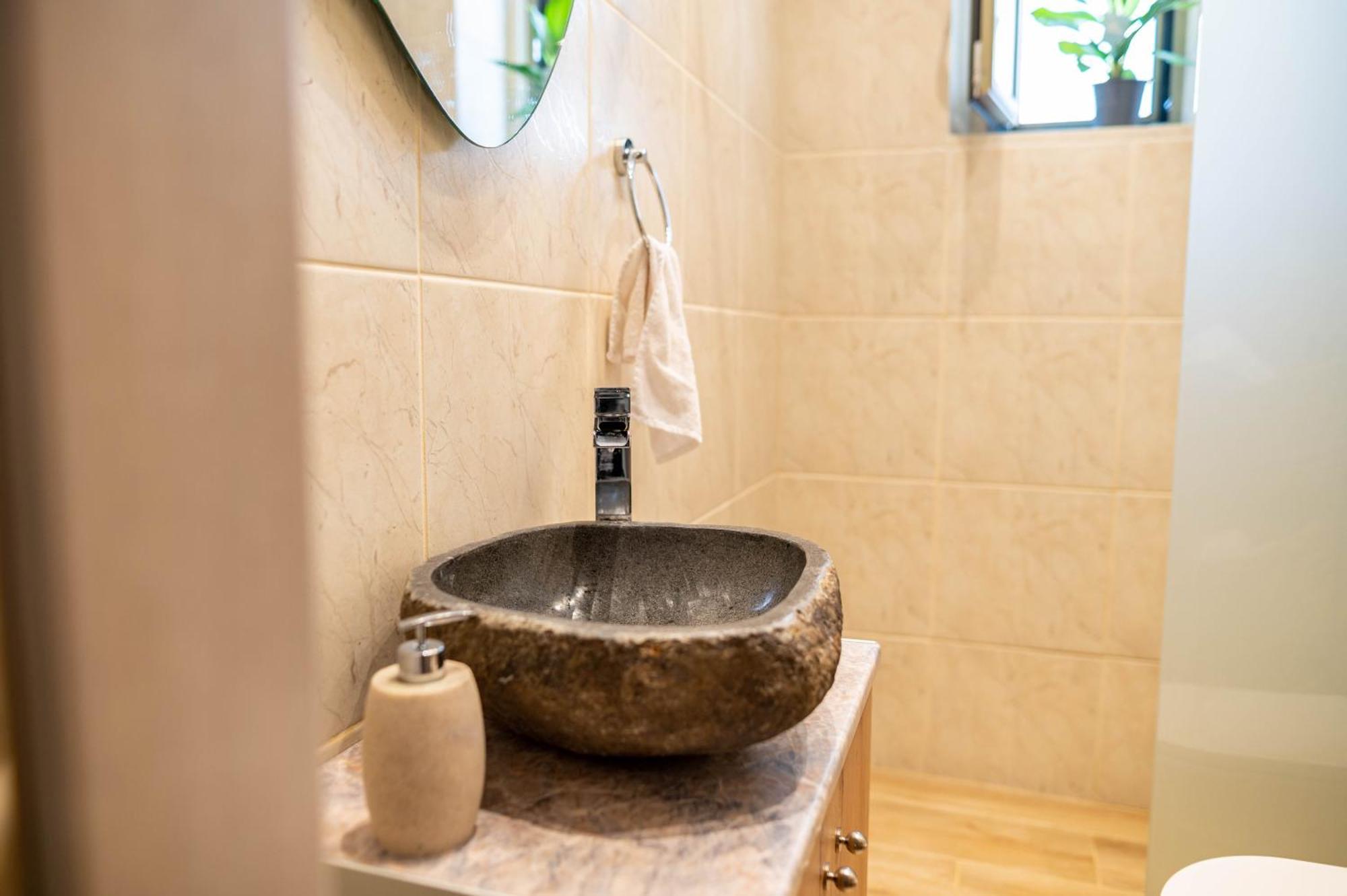 Kosnian City Suites B Εξωτερικό φωτογραφία